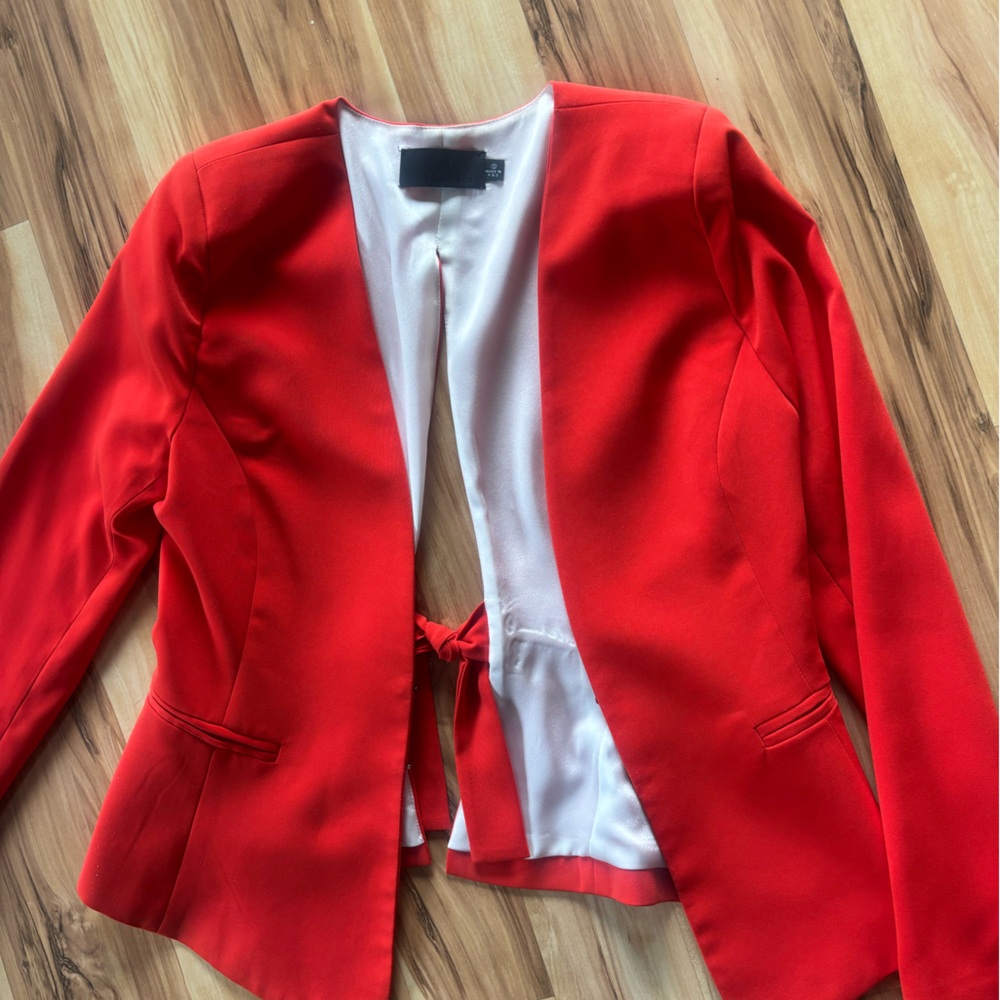Line & Dot Red Blazer with Open Back and Tie Closure